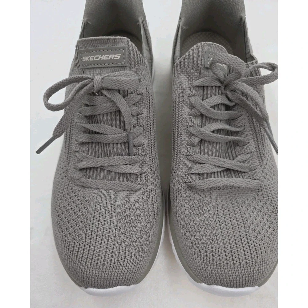 NWT Skechers Women's Slip-Ins Swift Fit Gray Taupe Comfort Sneakers 7.5